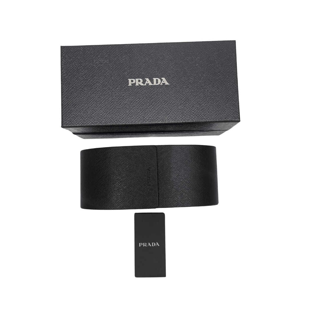 Estuche Prada negro Estuche Prada negro