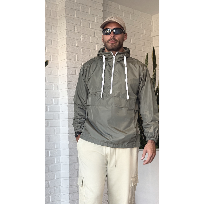 Buzo rompeviento Buzo rompeviento